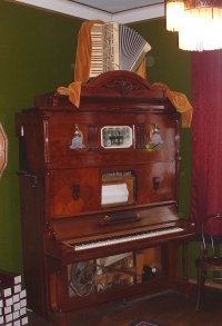 big_museo5.jpg 53k