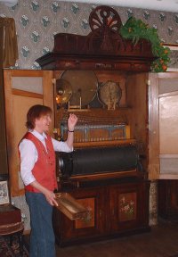 big_museo8.jpg 66k